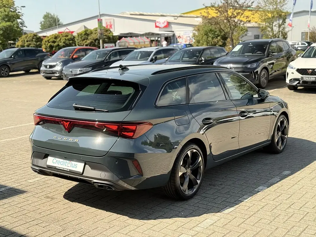 CUPRA Leon - Thumbnail 6