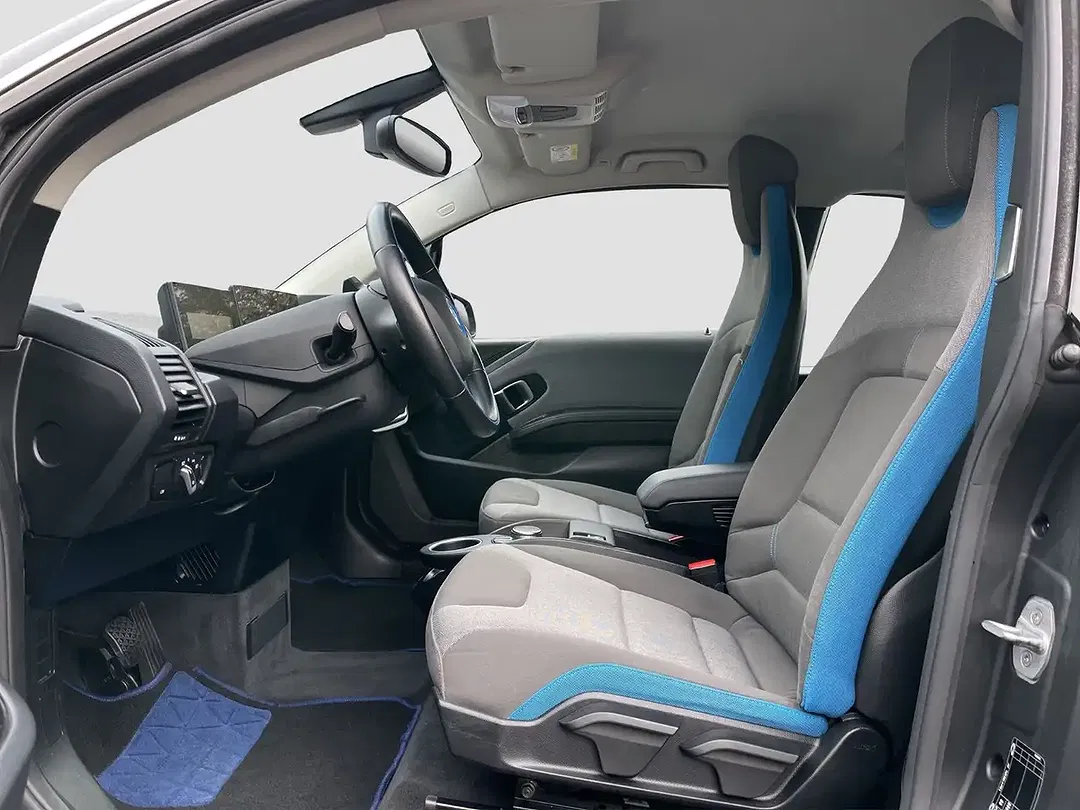 BMW i3 - Thumbnail 9