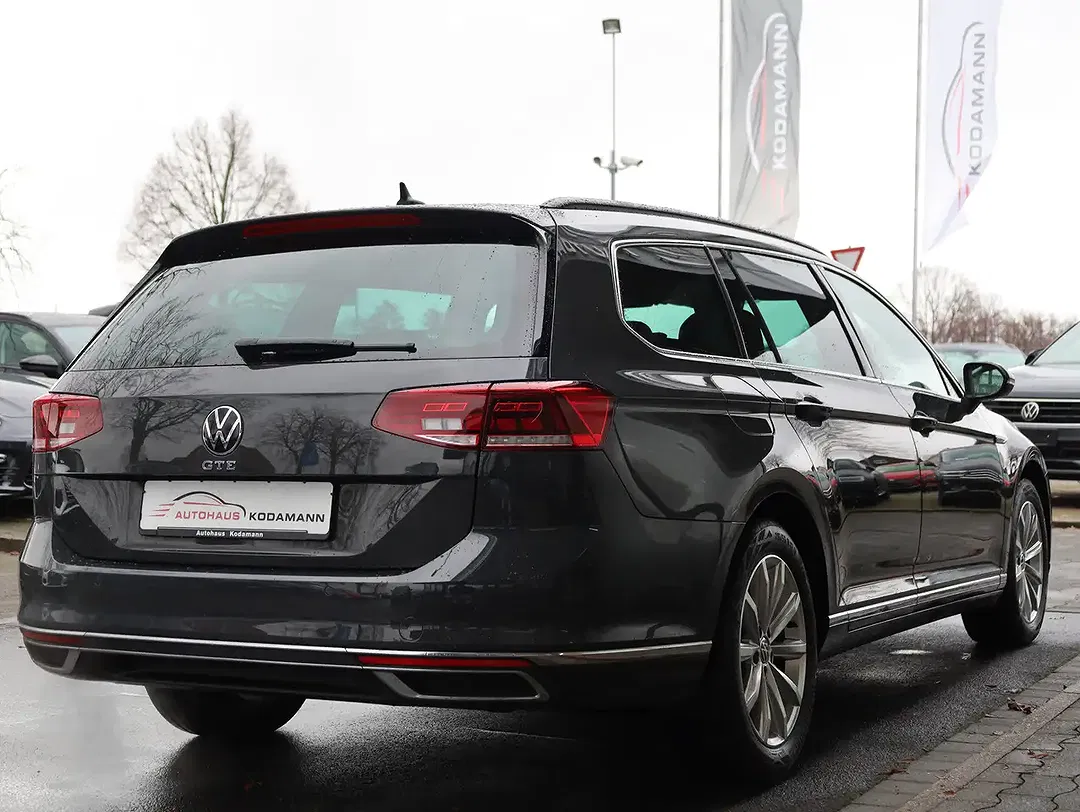 Volkswagen Passat Variant - Thumbnail 6