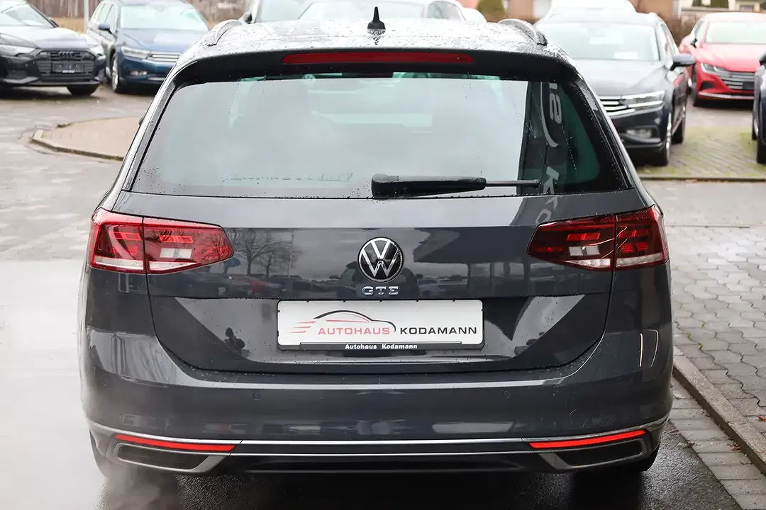 Volkswagen Passat Variant - Thumbnail 5