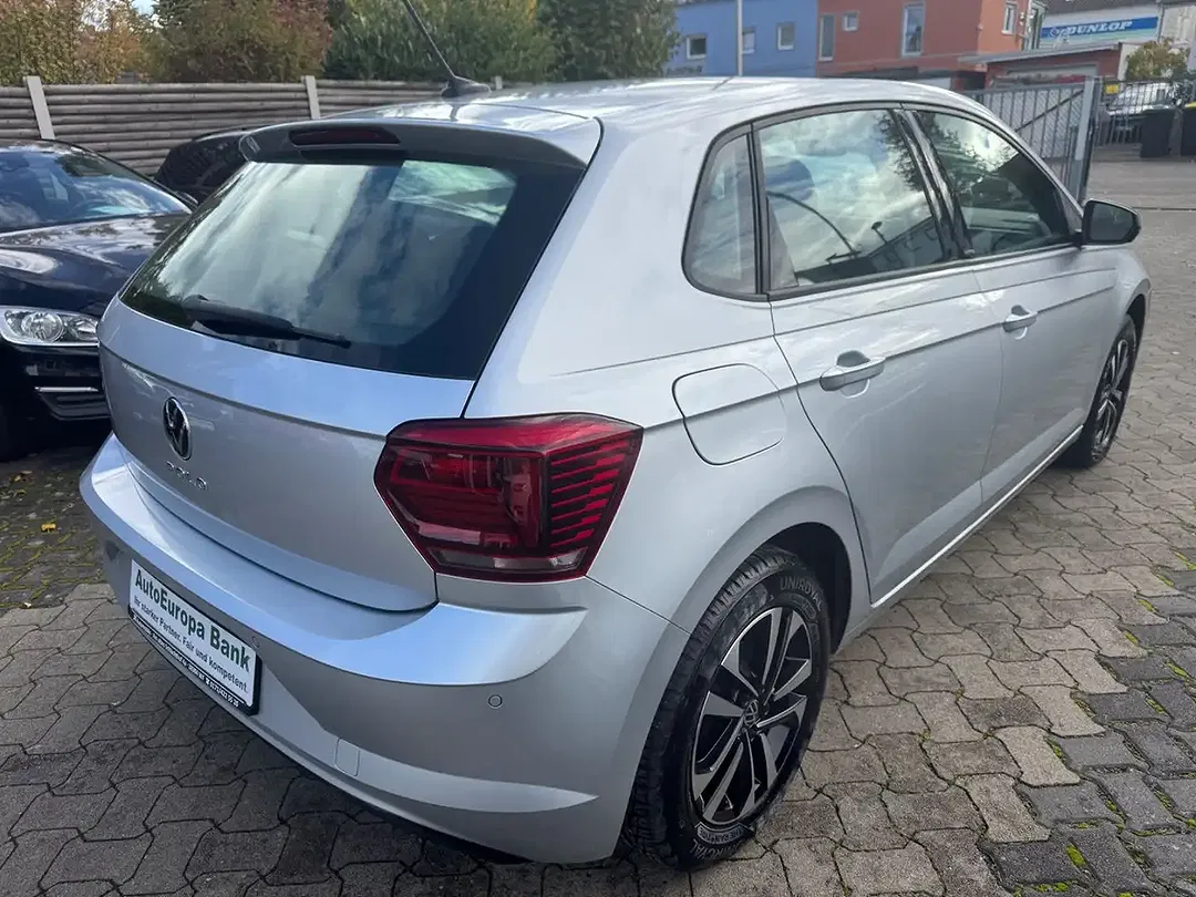 Volkswagen Polo - Thumbnail 4