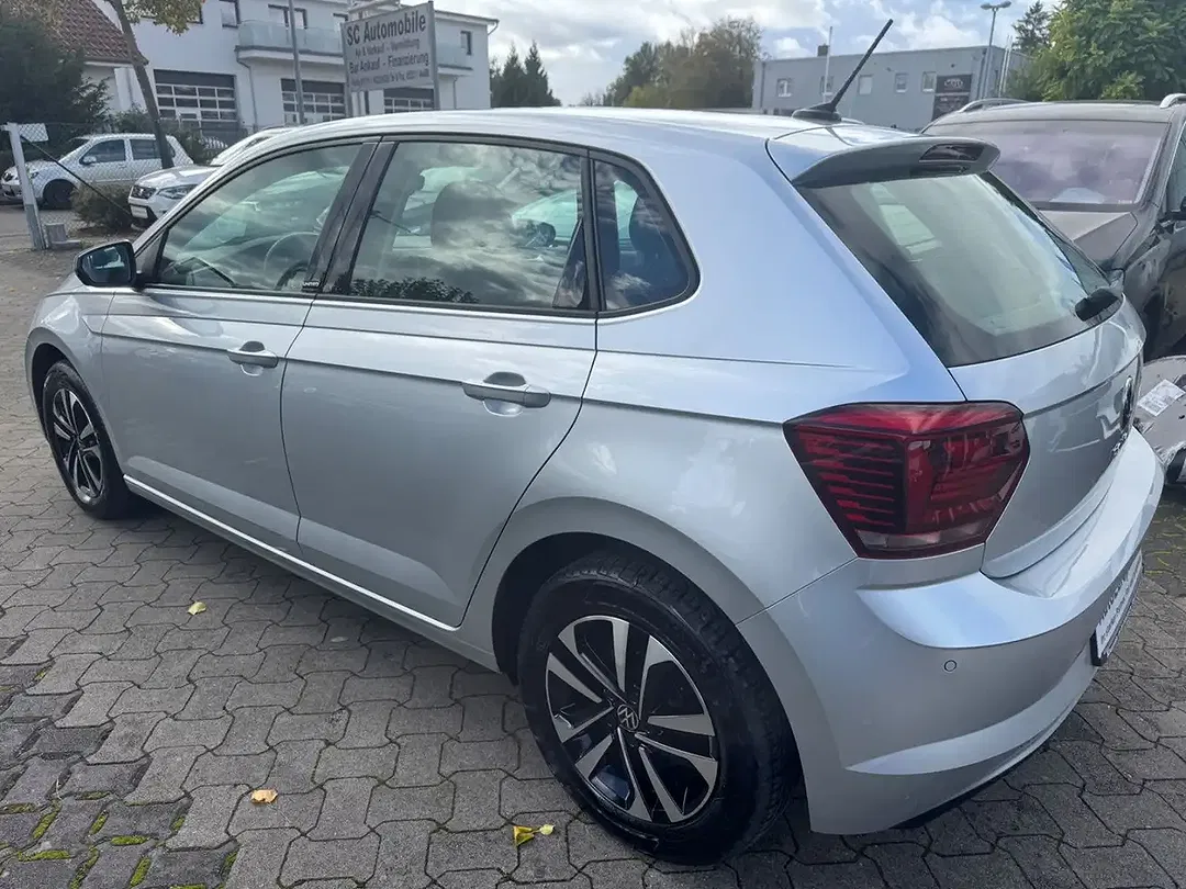 Volkswagen Polo - Thumbnail 6