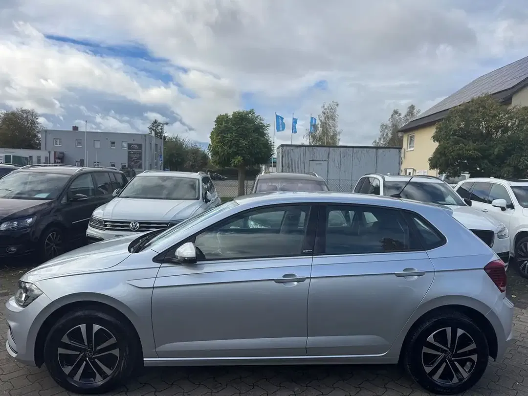 Volkswagen Polo - Thumbnail 8