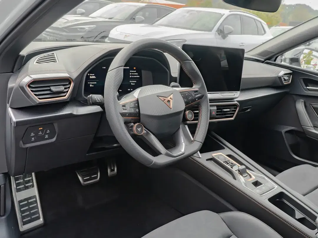 CUPRA Leon - Thumbnail 10