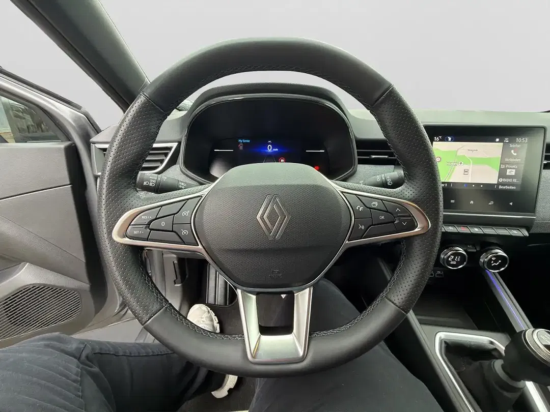 Renault Clio - Thumbnail 12