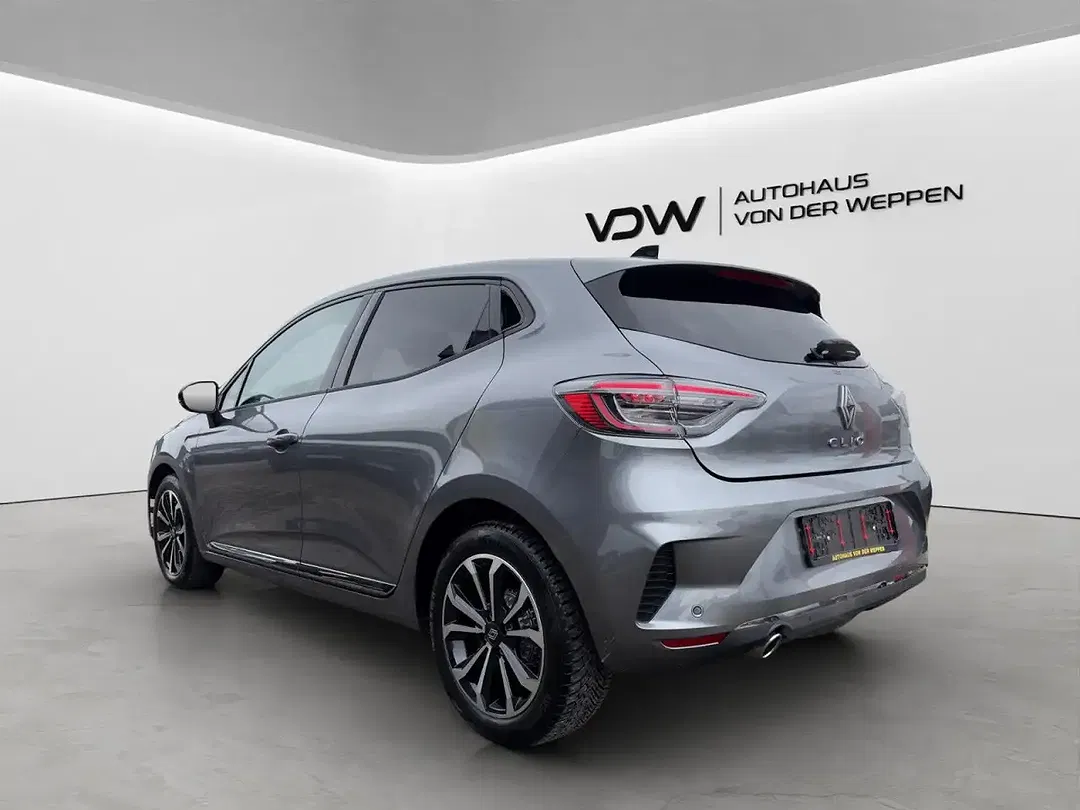 Renault Clio - Thumbnail 5