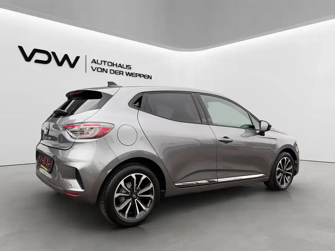 Renault Clio - Thumbnail 8