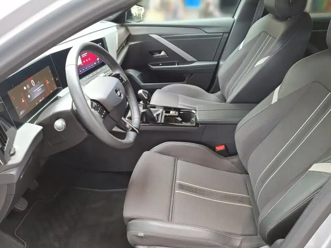 Opel Astra - Thumbnail 7