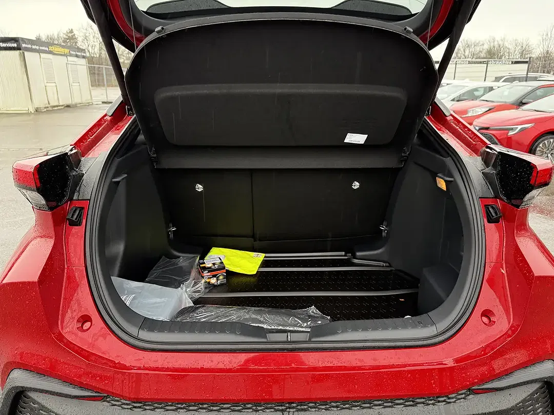 Toyota C-HR - Thumbnail 13