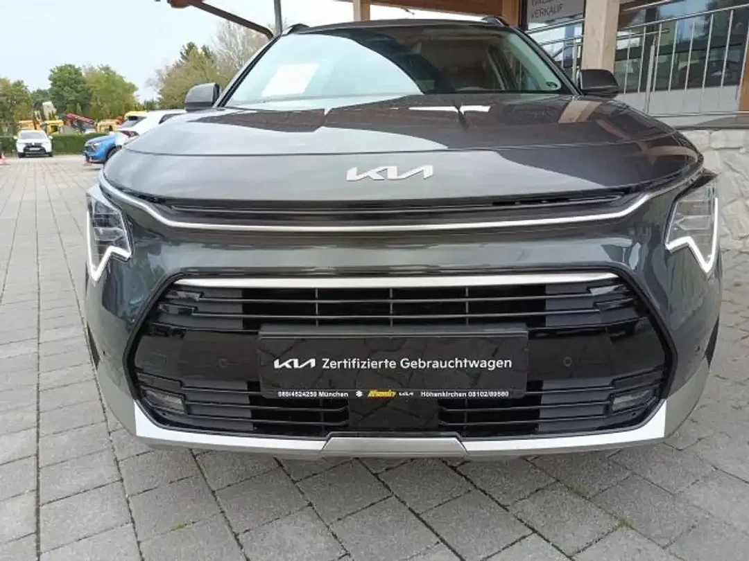 Kia Niro - Thumbnail 3