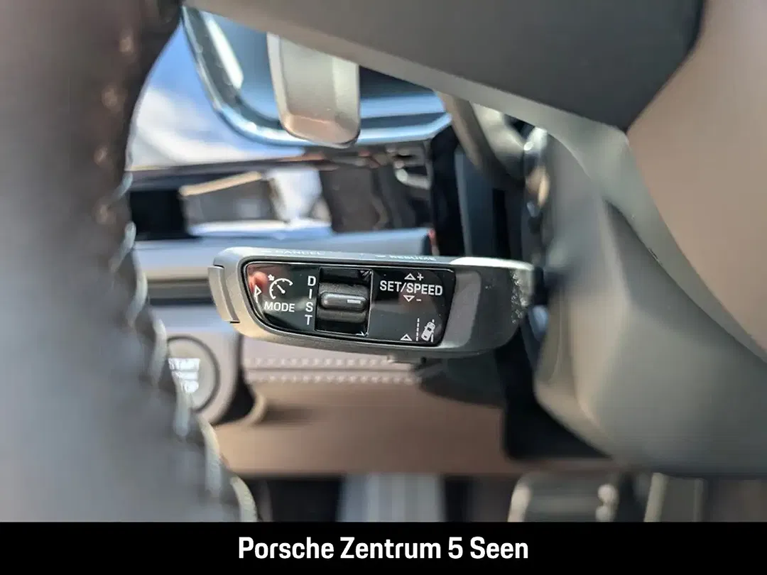 Porsche Panamera - Thumbnail 25