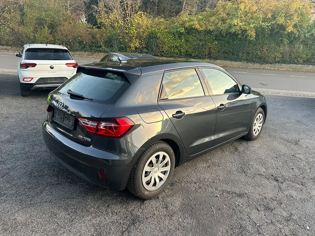 Audi A1 - Thumbnail 3