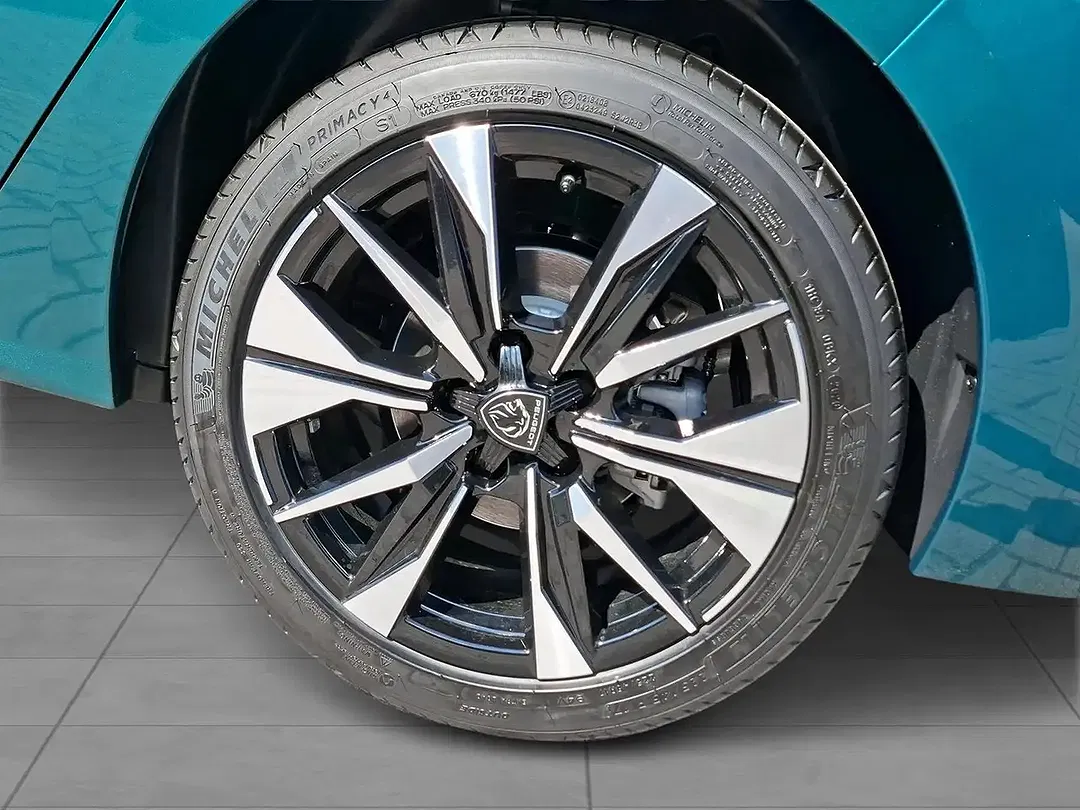 Peugeot 308 - Thumbnail 6