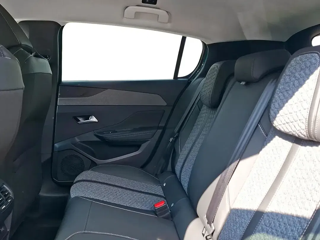 Peugeot 308 - Thumbnail 8