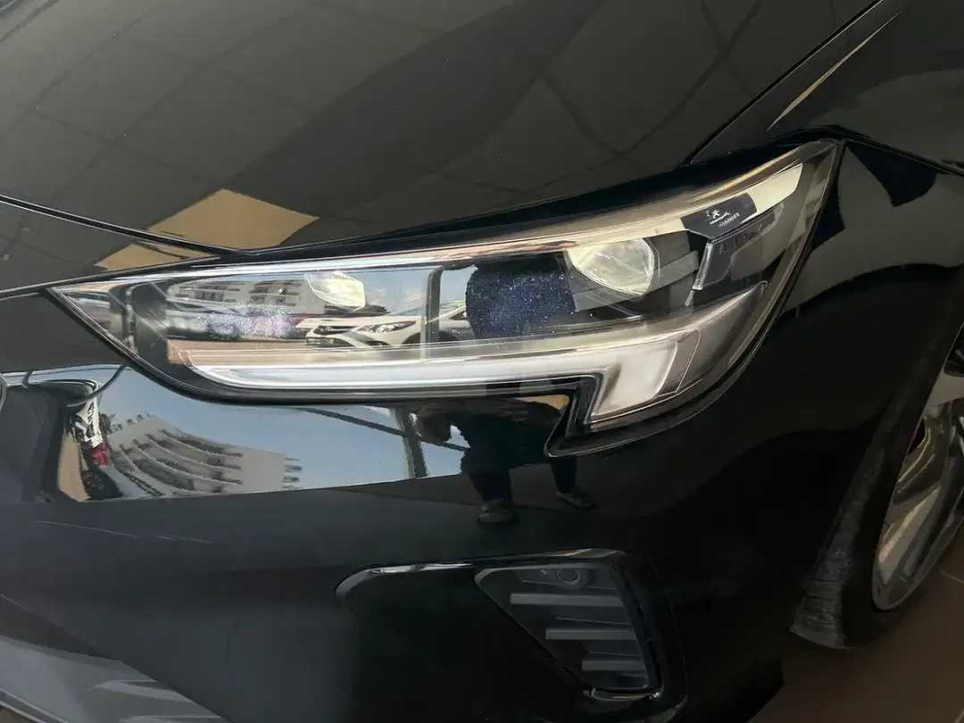 Opel Insignia - Thumbnail 8