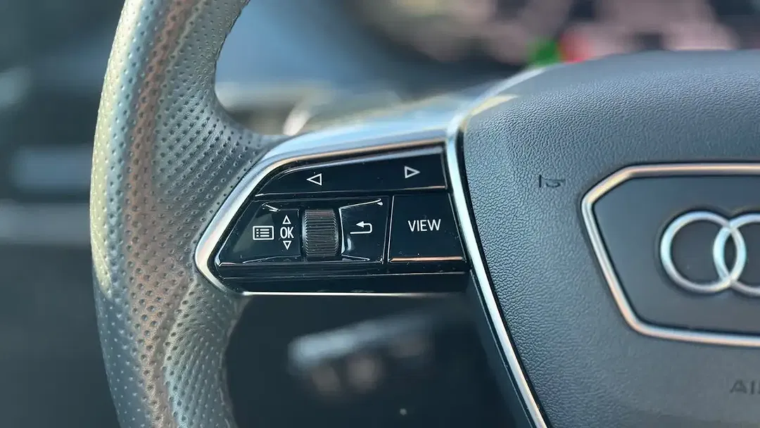 Audi e-tron GT - Thumbnail 12