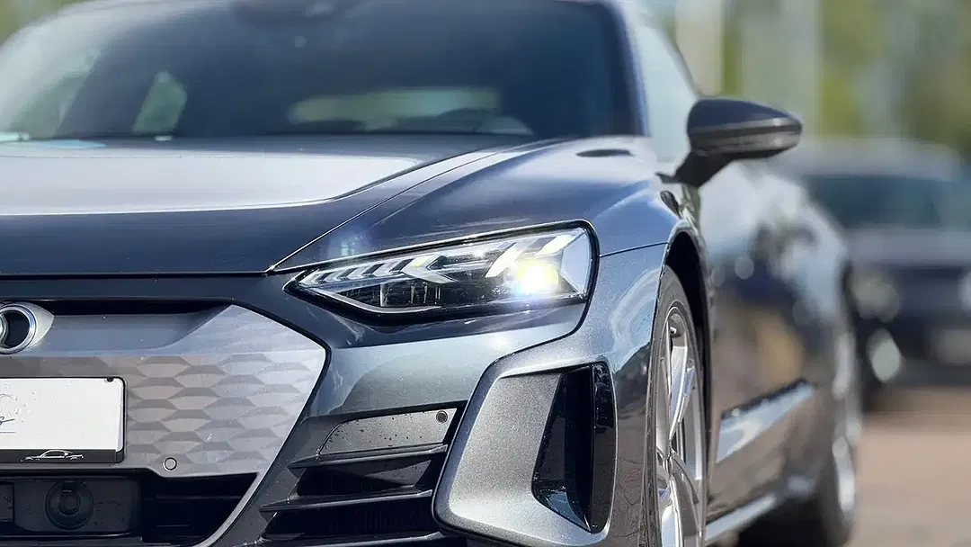 Audi e-tron GT - Thumbnail 5