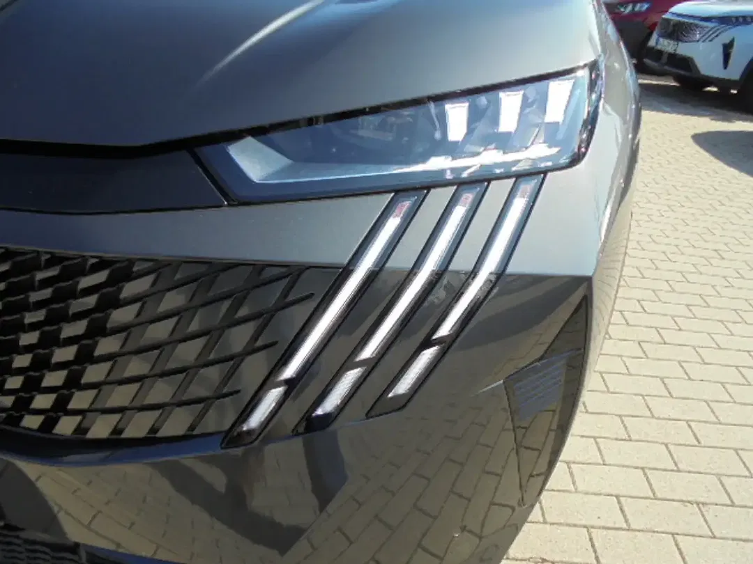 Peugeot 3008 - Thumbnail 7