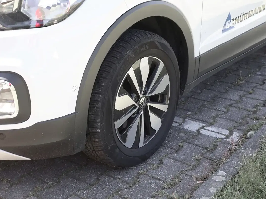 Volkswagen T-Cross - Thumbnail 15