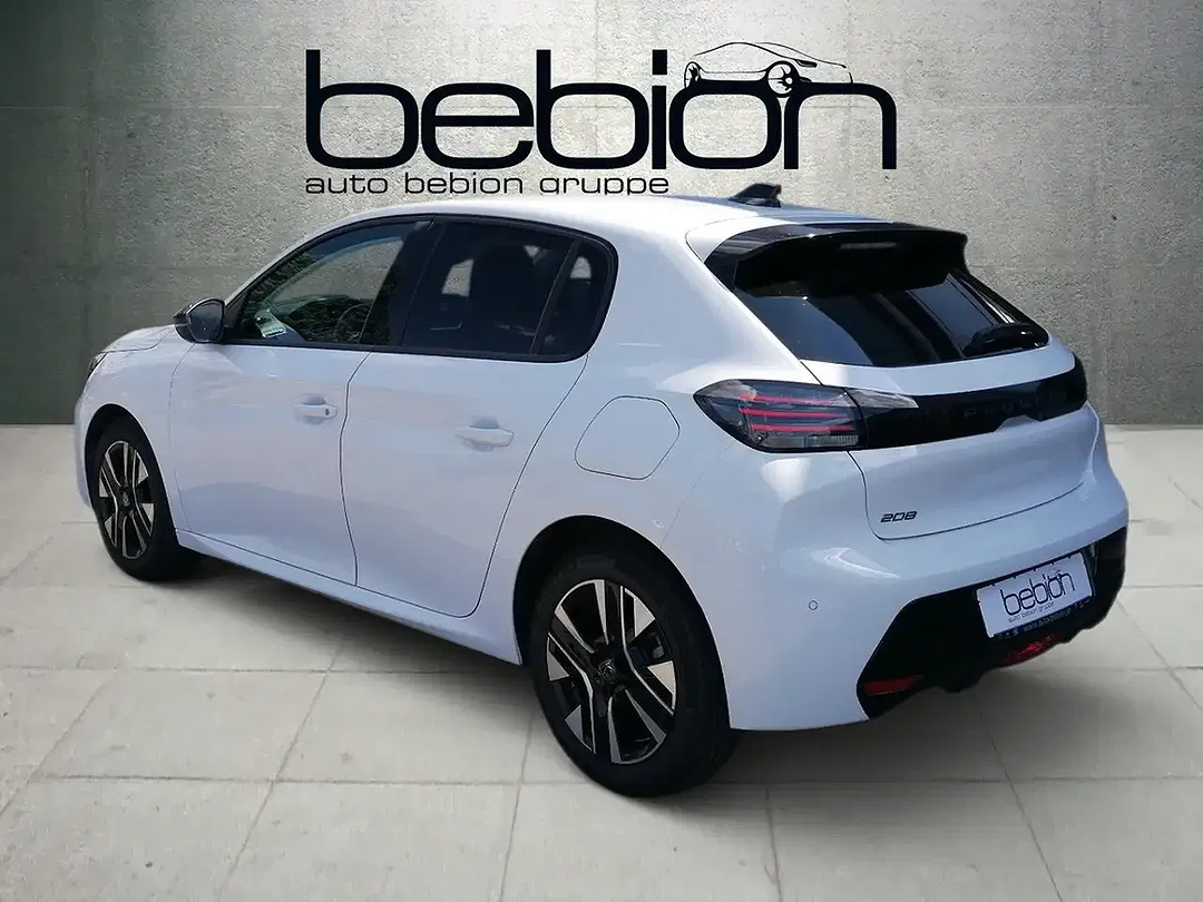 Peugeot 208 - Thumbnail 9