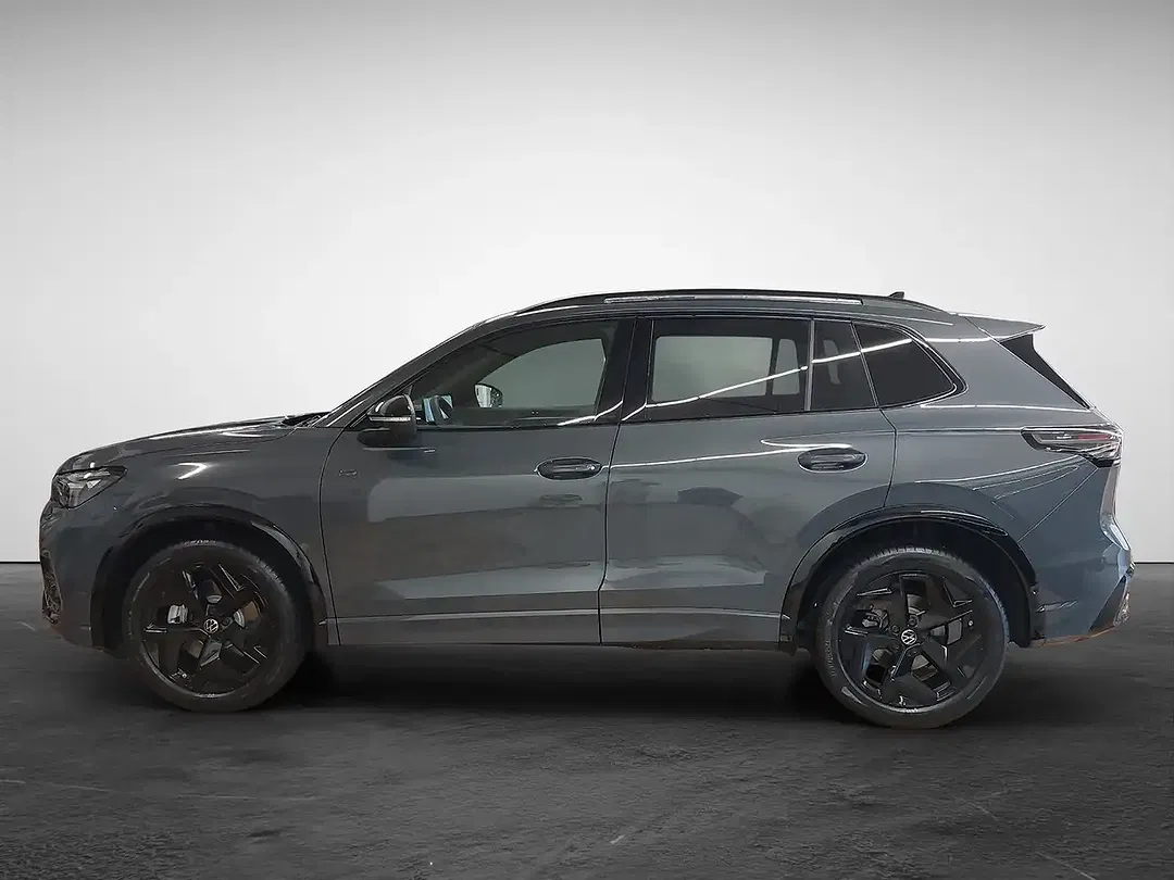 Volkswagen Tiguan - Thumbnail 3