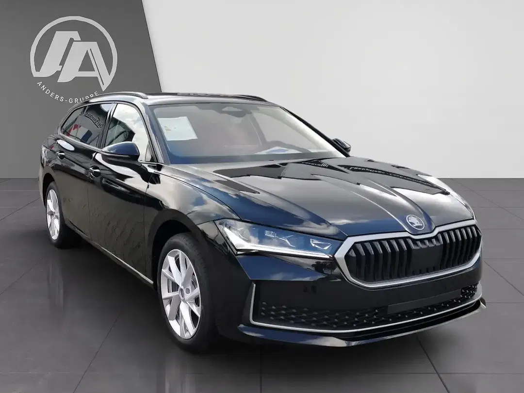 Skoda Superb - Thumbnail 5