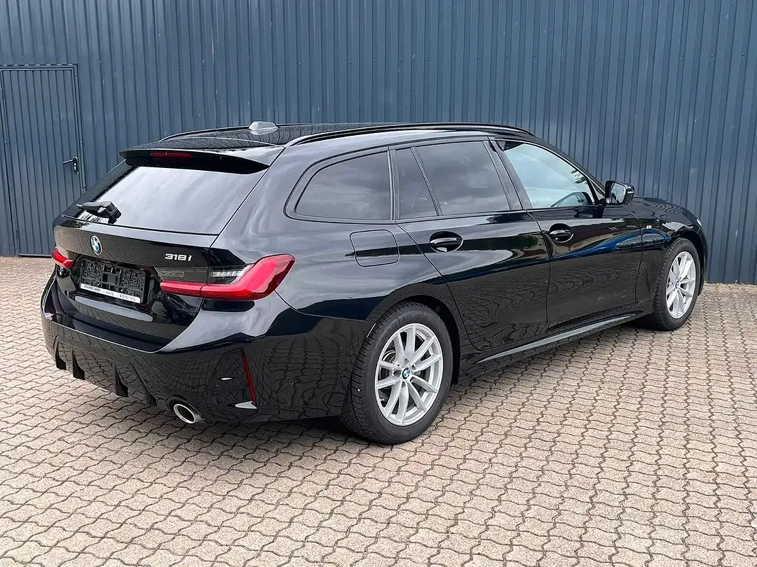 BMW 318 - Thumbnail 9