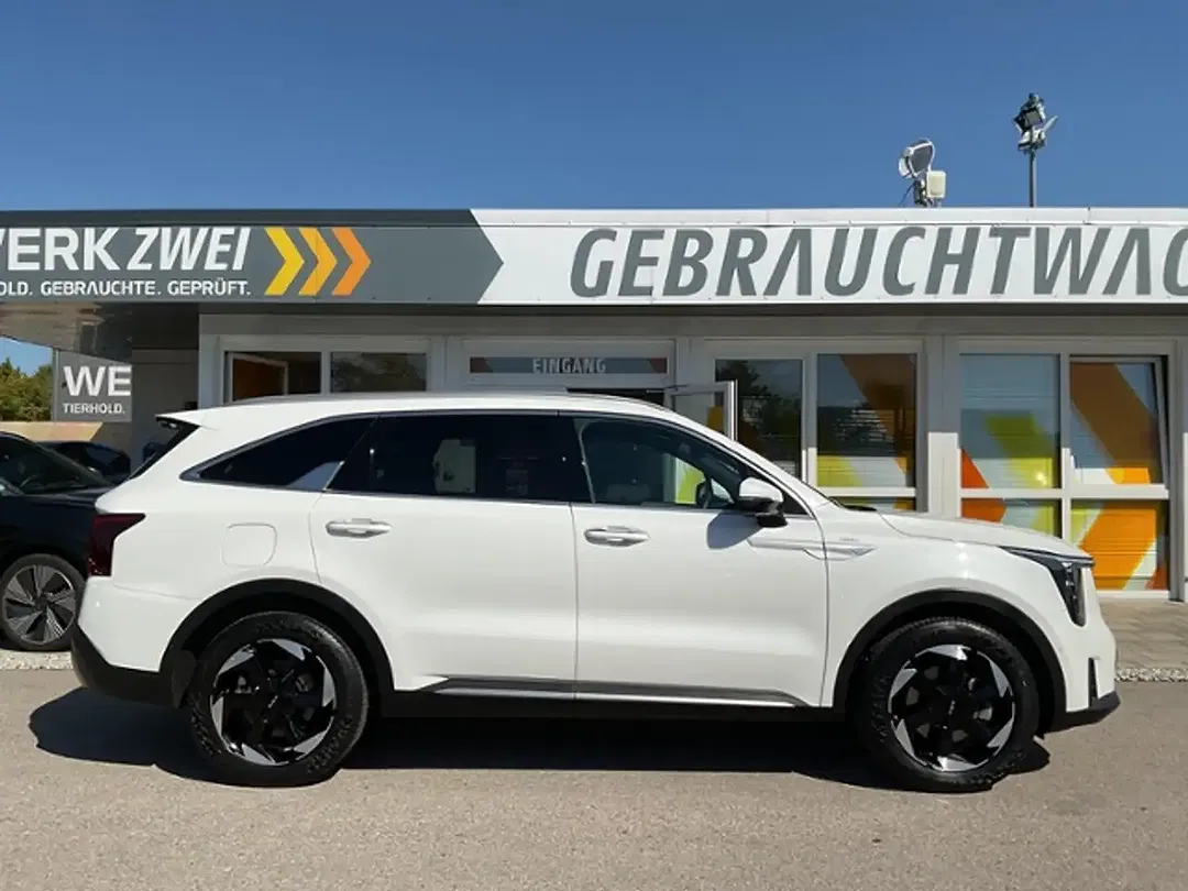 Kia Sorento - Thumbnail 6