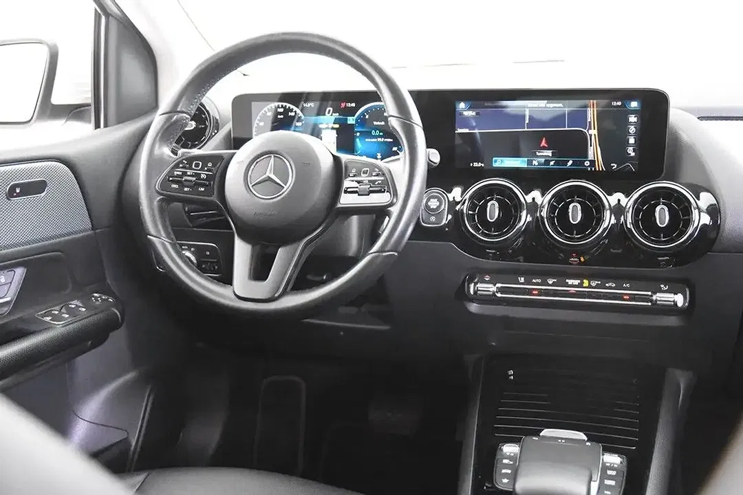 Mercedes-Benz B 180 - Thumbnail 11