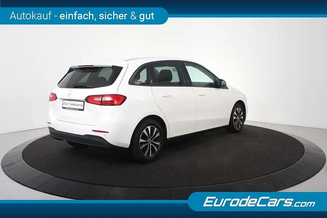 Mercedes-Benz B 180 - Thumbnail 7
