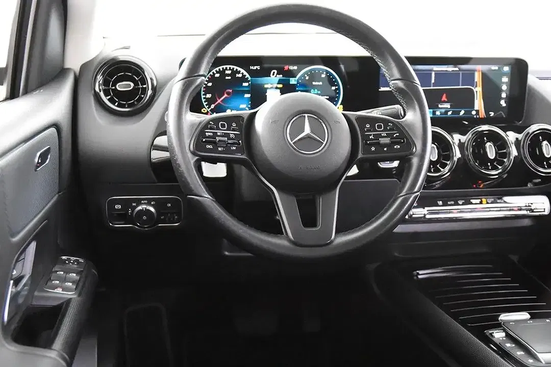 Mercedes-Benz B 180 - Thumbnail 9