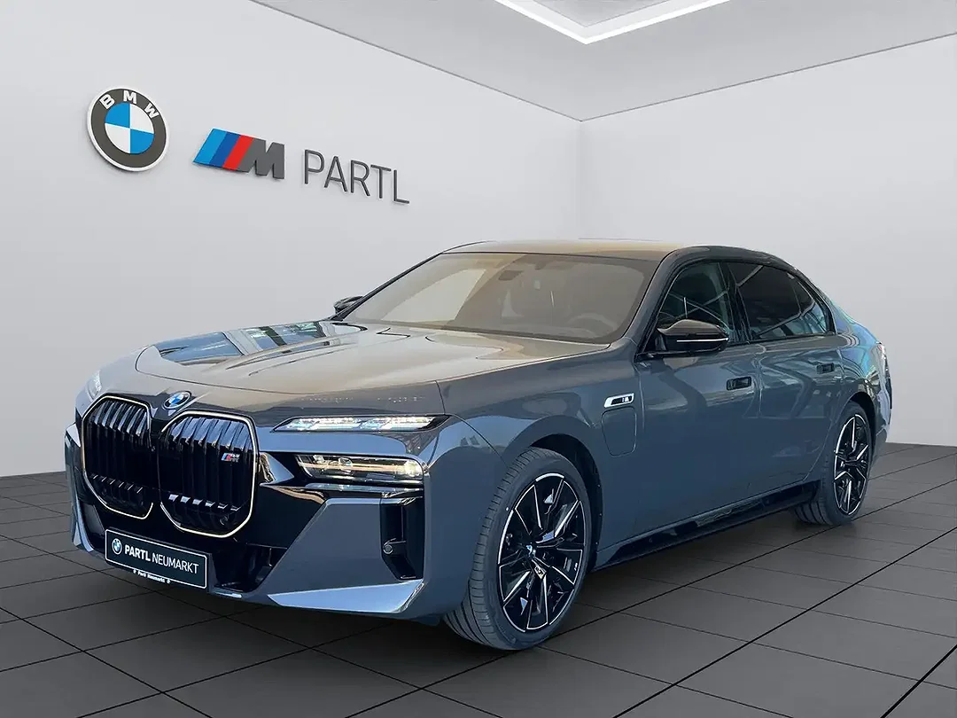 BMW 760 - Afbeelding 1