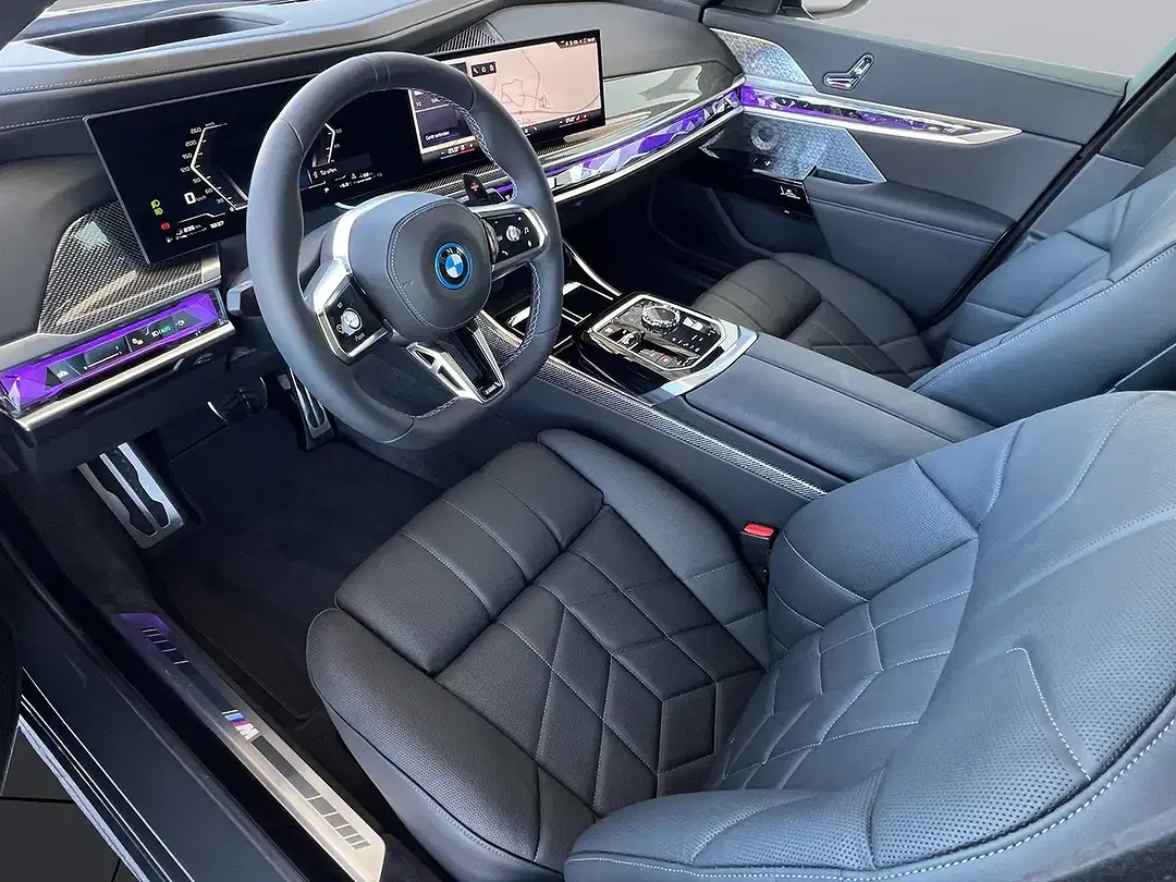 BMW 760 - Thumbnail 6