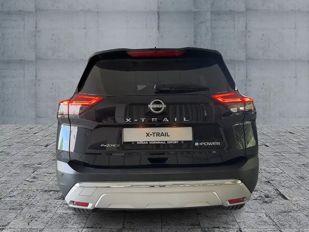 Nissan X-Trail - Thumbnail 3