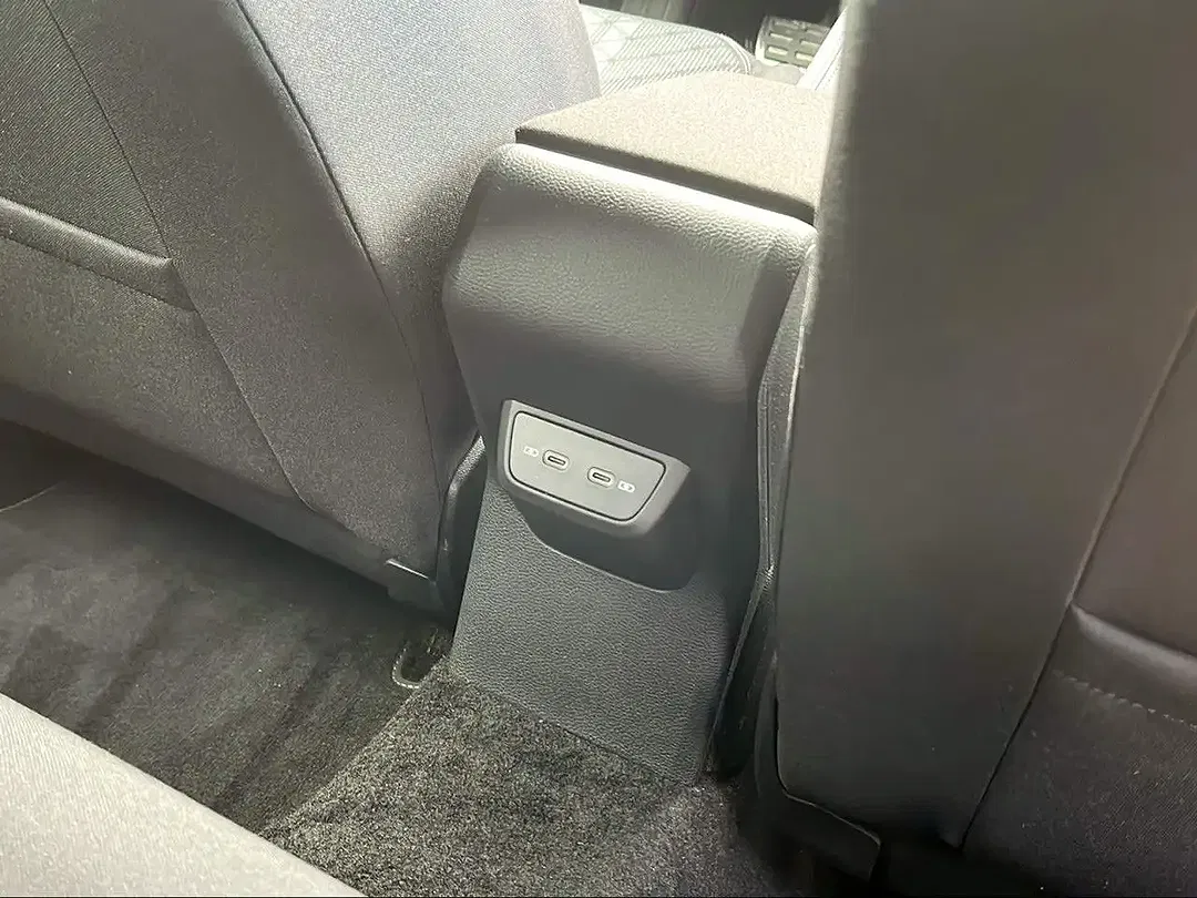 Volkswagen Taigo - Thumbnail 12