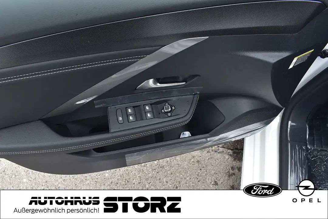 Opel Astra - Thumbnail 7
