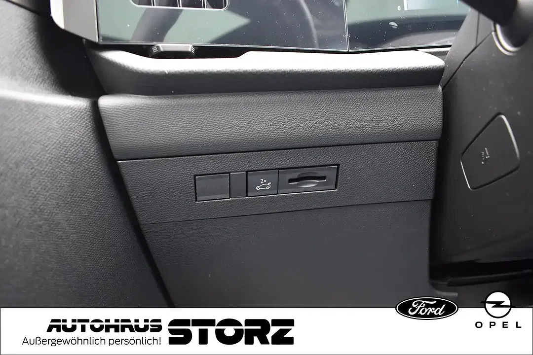 Opel Astra - Thumbnail 8