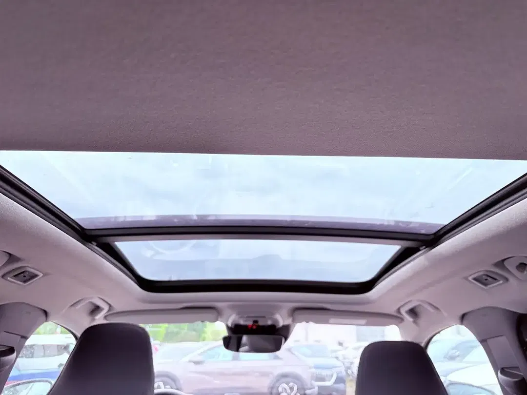 Volvo XC40 - Thumbnail 6
