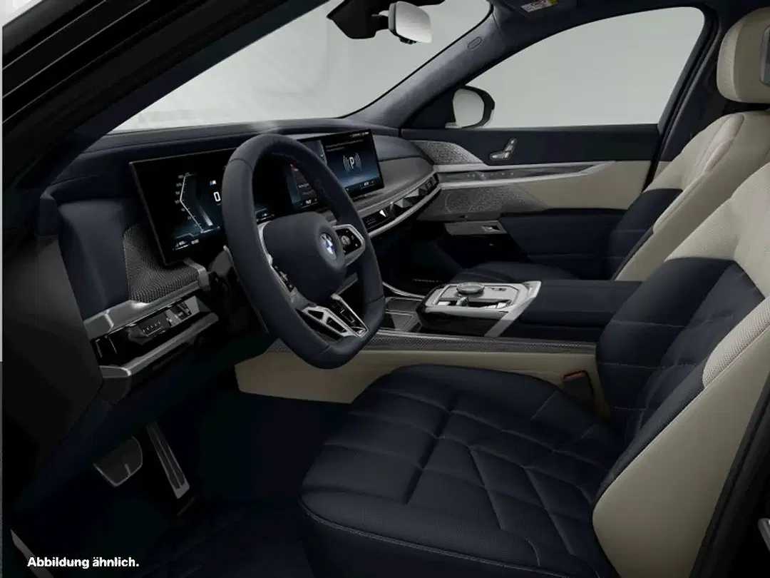 BMW 760 - Thumbnail 3