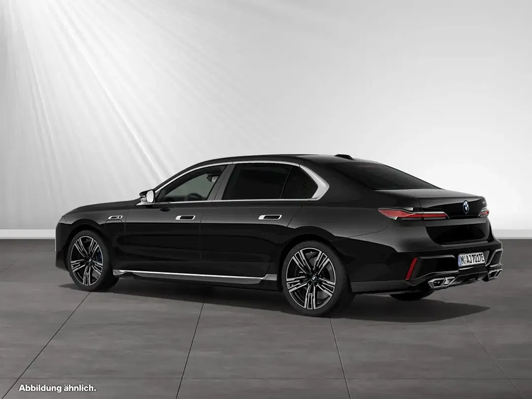 BMW 760 - Thumbnail 6