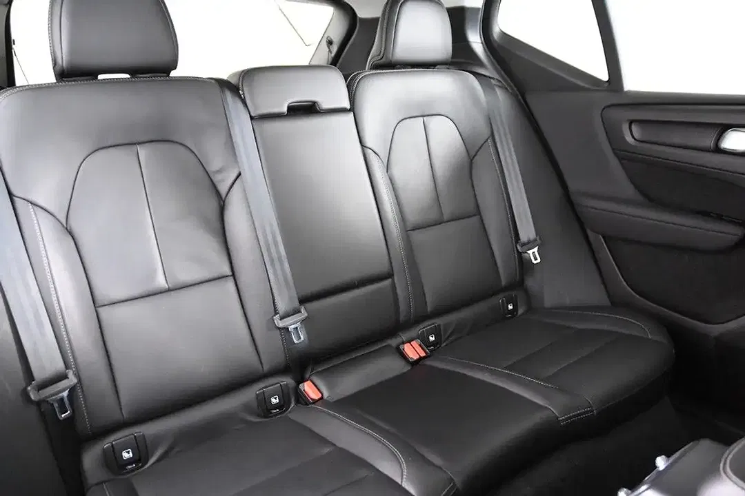Volvo XC40 - Thumbnail 10