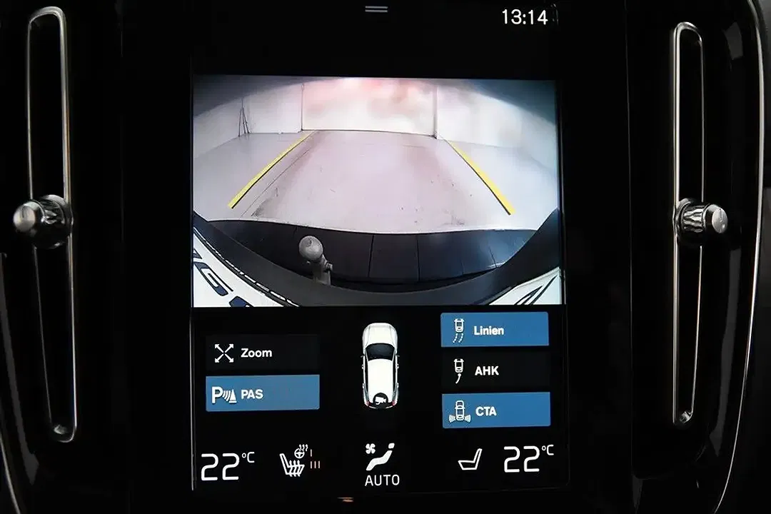 Volvo XC40 - Thumbnail 13
