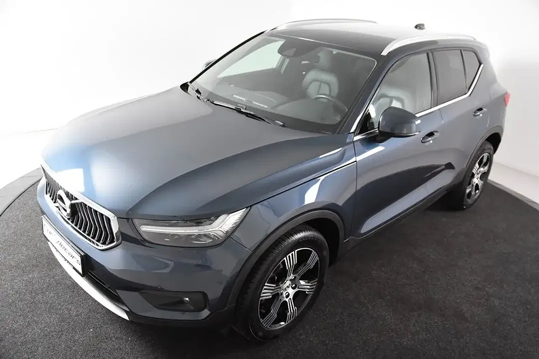Volvo XC40 - Thumbnail 4