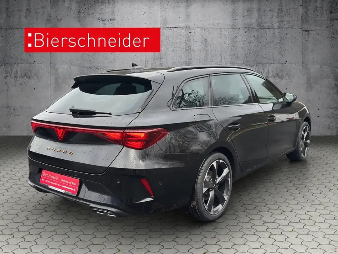 CUPRA Leon - Thumbnail 3