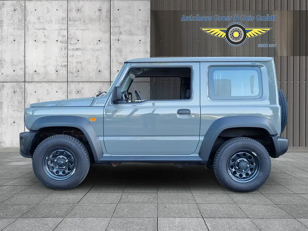 Suzuki Jimny - Thumbnail 4