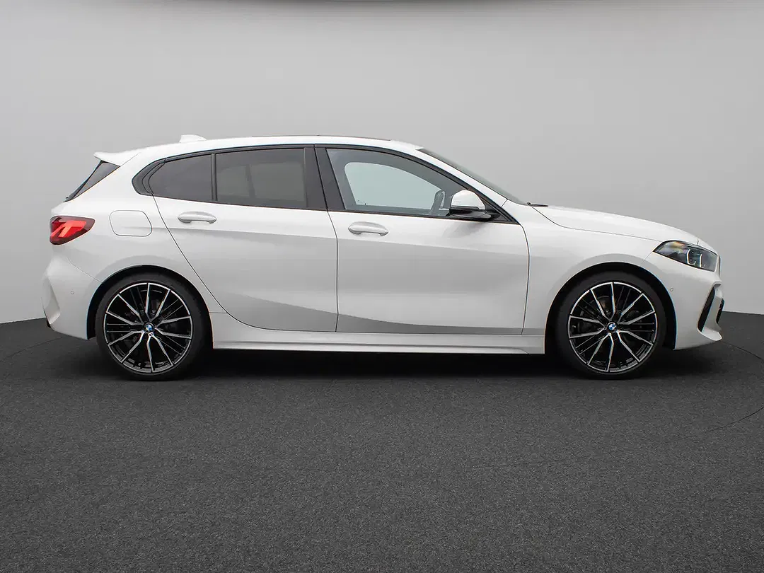 BMW 120 - Thumbnail 4