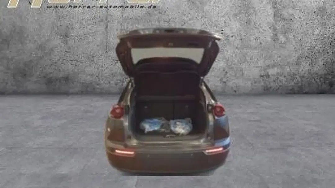 Mazda MX-30 - Thumbnail 3