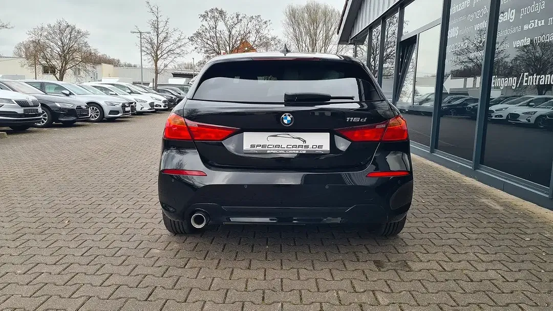BMW 116 - Thumbnail 6