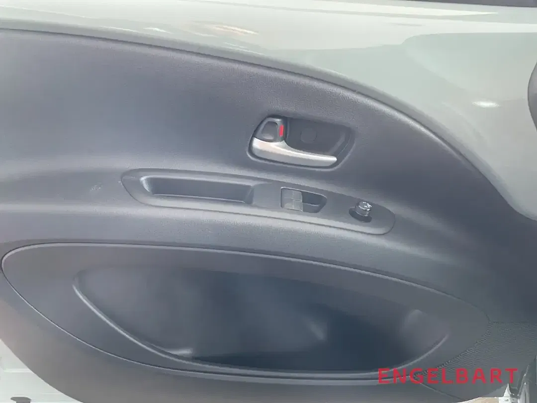 Toyota Aygo X - Thumbnail 10