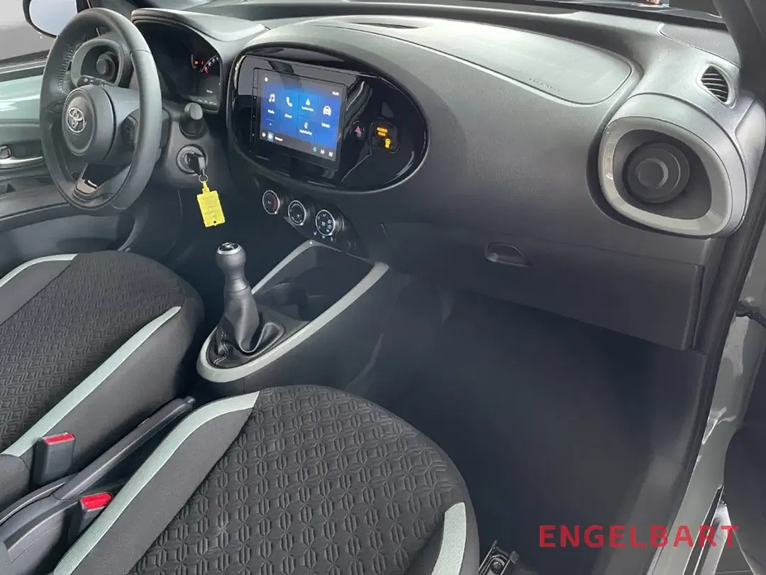 Toyota Aygo X - Thumbnail 11